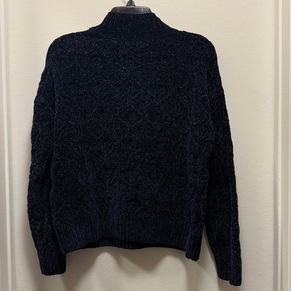 Liz Claiborne Textured Navy Blue Turtleneck Sweater - Picture 2 of 5